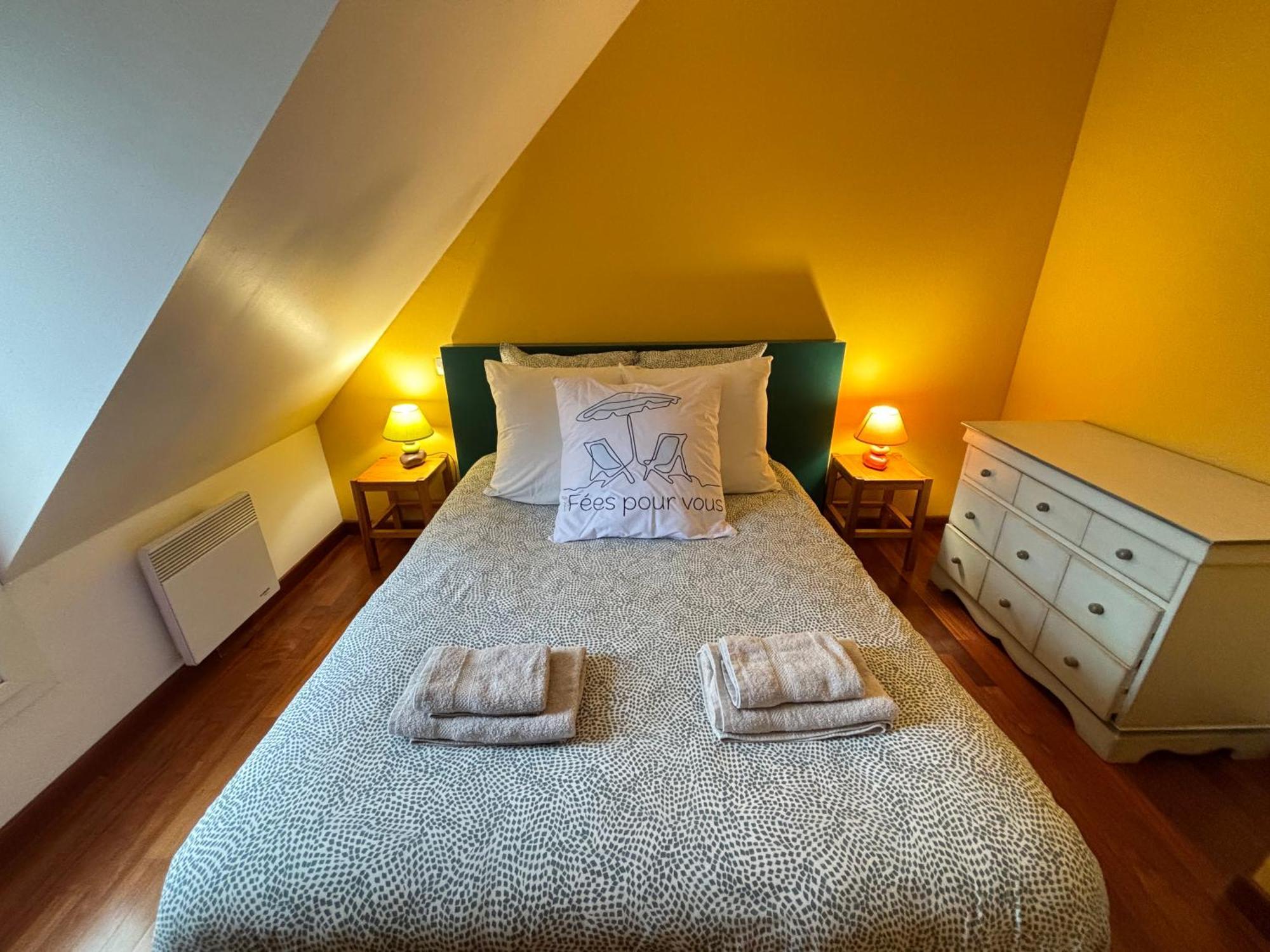 Cote Cottage Apt 3 Chambres Bien Equipee Vue Imprenable Sur Port Et Mer Etreham Exteriör bild